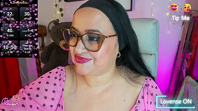 Gia Nahomi online show from March 2026 11:01:01 PM