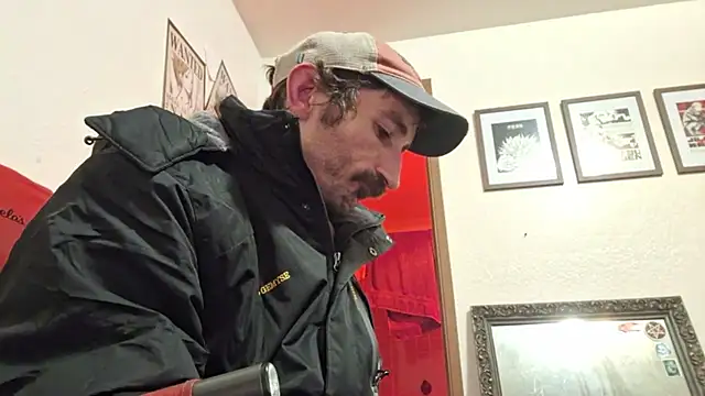 SlammyDjr online show from March 2026 06:19:01 AM