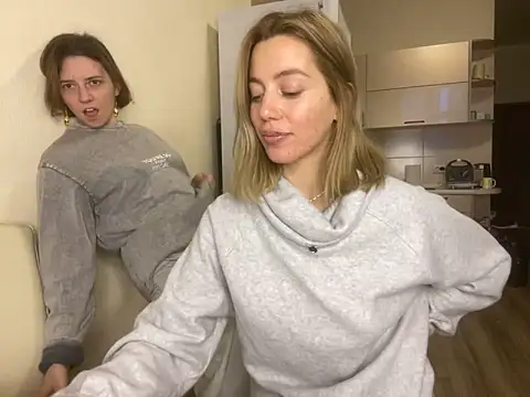 Snapshot of Take_Me_Awayy chatting on December 2024 01:42:02 PM Take Me Awayy online show from December 2024 01:42:02 PM