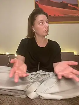 Snapshot of Take_Me_Awayy chatting on December 2024 12:47:02 PM Take Me Awayy online show from December 2024 12:47:02 PM