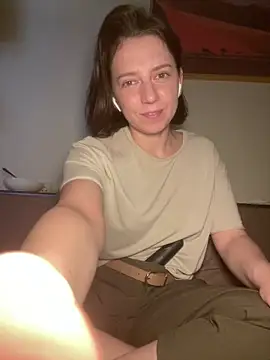 Snapshot of Take_Me_Awayy chatting on January 2025 01:23:02 PM Take Me Awayy online show from January 2025 01:23:02 PM