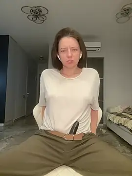 Snapshot of Take_Me_Awayy chatting on February 2025 07:59:02 PM Take Me Awayy online show from February 2025 07:59:02 PM