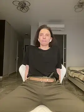 Snapshot of Take_Me_Awayy chatting on February 2025 04:13:02 PM Take Me Awayy online show from February 2025 04:13:02 PM