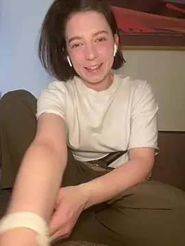 Snapshot of Take_Me_Awayy chatting on February 2025 10:52:01 AM Take Me Awayy online show from February 2025 10:52:01 AM