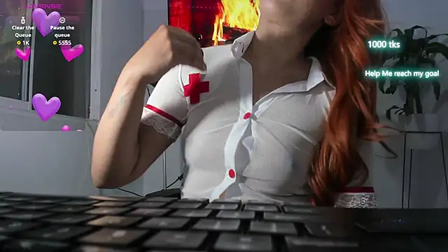 emily palmeer online show from October 2025 09:57:02 AM