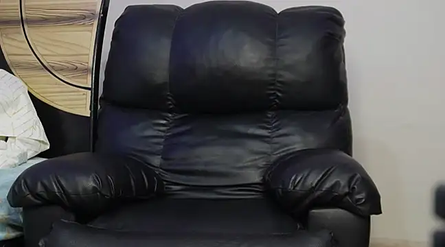 Snapshot of May_Dylan1 chatting on December 2024 01:38:02 PM May Dylan1 online show from December 2024 01:38:02 PM