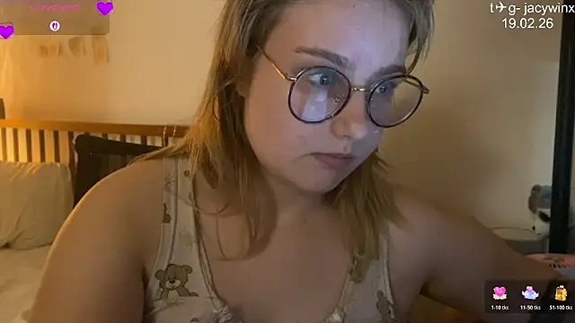 JacyWinslat online show from February 2026 11:39:01 AM