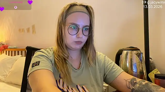 JacyWinslat online show from March 2026 12:34:02 PM