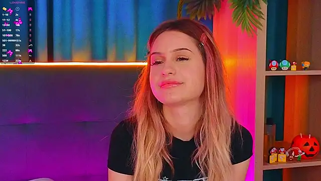 AlinaWalters online show from November 2025 09:02:02 PM