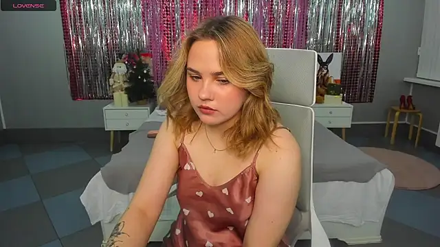 Snapshot of Sweet_muffin00 chatting on December 2024 02:09:02 AM Sweet muffin00 online show from December 2024 02:09:02 AM