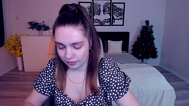 DaniellaLovely online show from January 2025 02:00:02 PM