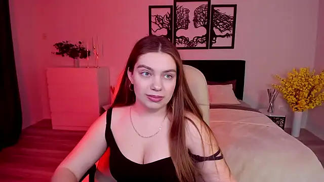 DaniellaLovely online show from February 2025 12:00:01 PM