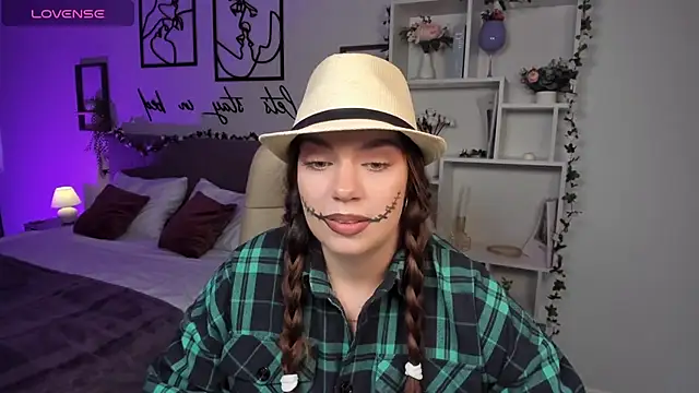 DaniellaLovely online show from October 2025 12:05:02 PM