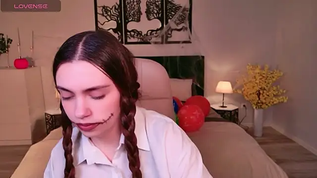 DaniellaLovely online show from October 2025 11:22:01 AM