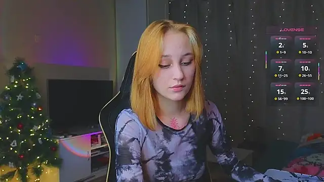 MaryRace online show from December 2025 01:39:02 PM