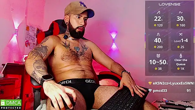 Snapshot of Diilanhott chatting on May 2026 12:40:02 AM Diilanhott online show from May 2026 12:40:02 AM