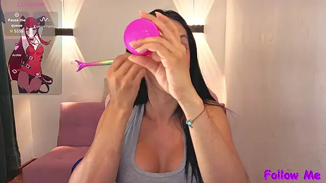 Snapshot of vittorialombardi__ chatting on February 2026 07:01:01 AM vittorialombardi online show from February 2026 07:01:01 AM