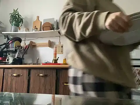 Kittyymaze1 online show from December 2024 01:38:02 PM