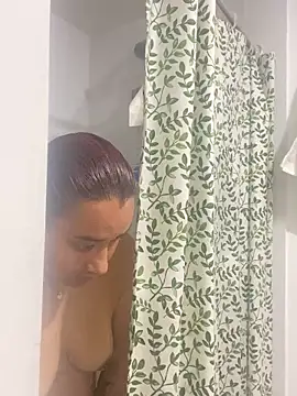 Cafeziitha02 online show from October 2025 01:33:02 AM