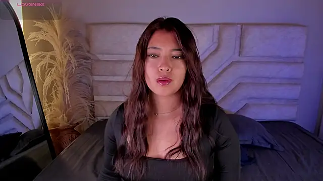 Rebeca Williams  online show from February 2026 12:41:01 PM