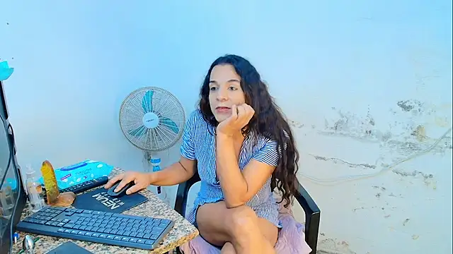 Oh Tique online show from February 2026 12:20:01 AM