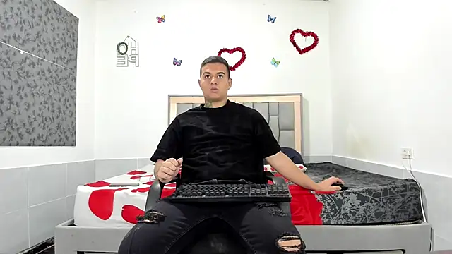 simookeler online show from September 2025 03:00:02 AM