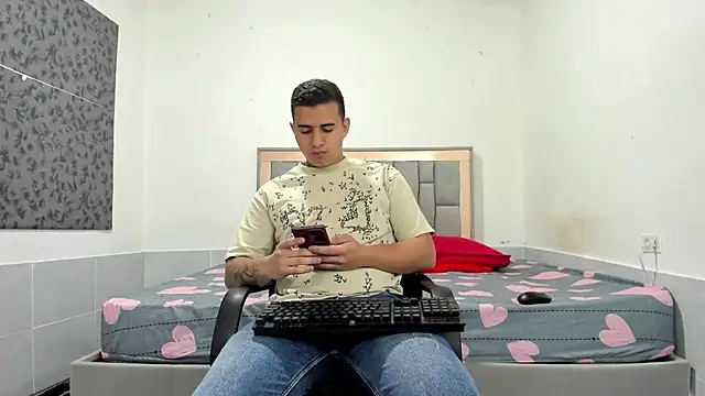 simookeler online show from November 2025 03:54:01 AM