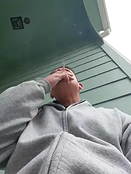 Bigtater1999 online show from March 2026 10:27:02 PM