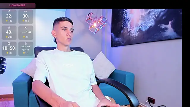 Aaron Scoot online show from March 2026 07:39:01 PM