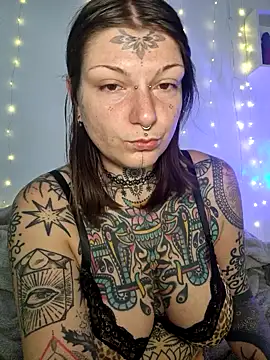 lizzardqueeen online show from February 2026 06:10:02 AM