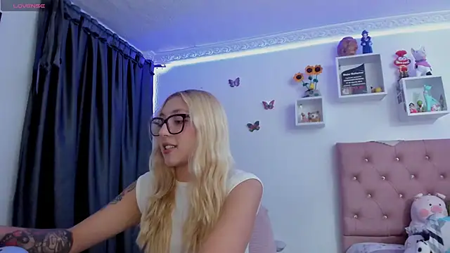 Soffy-brooks online show from May 2026 03:59:01 AM
