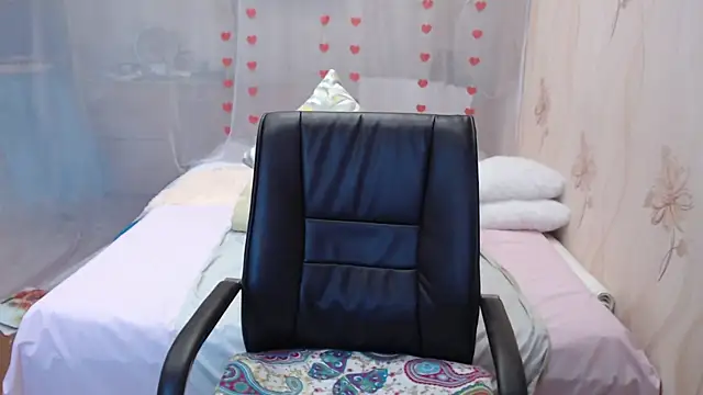 OlgaHottie online show from October 2025 11:13:02 PM