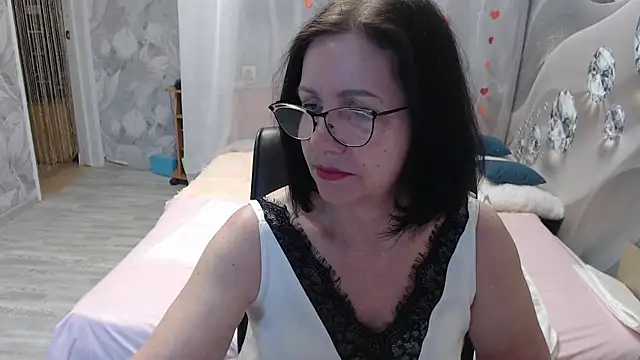Snapshot of OlgaHottie chatting on May 2026 11:10:01 PM OlgaHottie online show from May 2026 11:10:01 PM