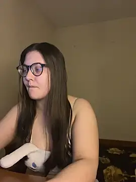 Prudie Gabriella online show from November 2025 06:07:01 PM