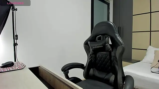 alma fenix online show from March 2026 12:43:02 PM