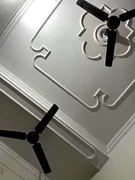 John desihunk online show from December 2025 05:21:01 PM