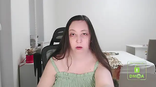 cute and hot online show from October 2025 01:51:02 PM