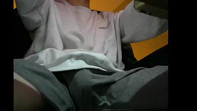 Ray175oo online show from February 2025 04:20:02 PM