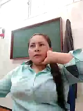 Norve26 online show from December 2024 05:04:01 PM