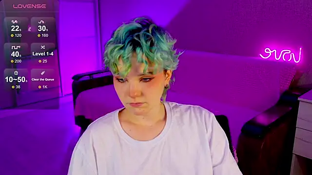 Snapshot of School_Love chatting on January 2025 01:09:01 PM School Love online show from January 2025 01:09:01 PM