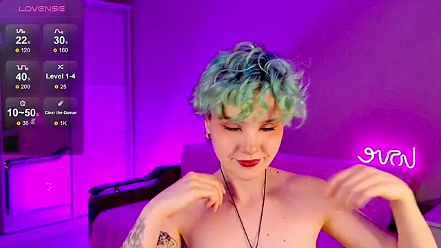 Snapshot of School_Love chatting on January 2025 04:11:01 PM School Love online show from January 2025 04:11:01 PM