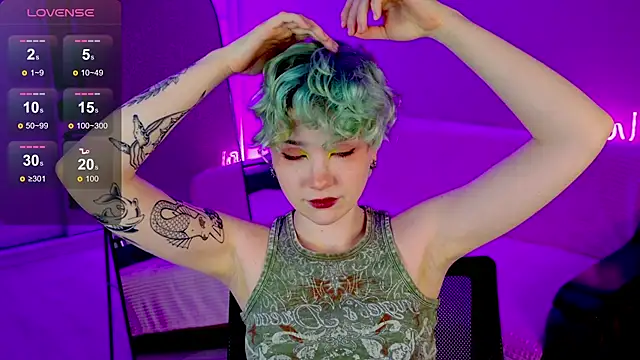 Snapshot of School_Love chatting on January 2025 01:21:01 PM School Love online show from January 2025 01:21:01 PM