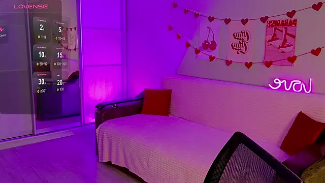 Snapshot of School_Love chatting on March 2025 01:07:02 PM School Love online show from March 2025 01:07:02 PM