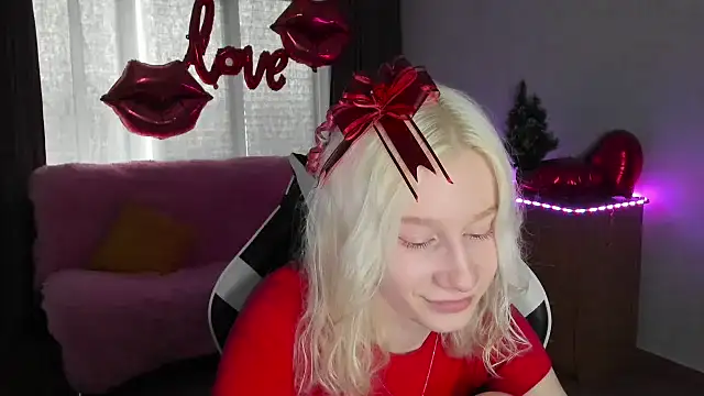 EnigmaSee online show from March 2026 01:53:02 AM