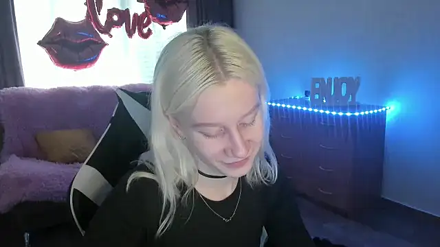 EnigmaSee online show from May 2026 02:41:02 AM