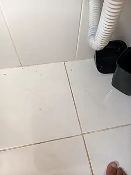 lobomisterioso13 online show from April 2026 12:32:02 PM