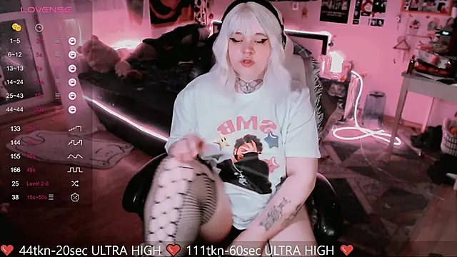 noori  hope online show from February 2025 01:02:02 AM