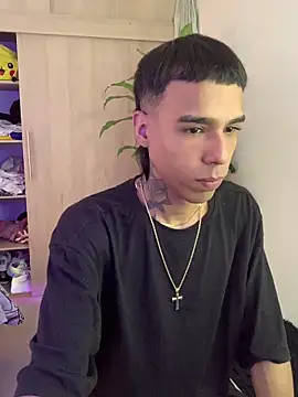 aldrinwhite online show from November 2025 03:23:01 PM