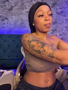 Snapshot of Melany_Williams chatting on February 2026 12:43:02 PM Melany Williams online show from February 2026 12:43:02 PM