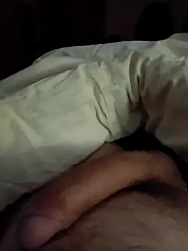 Snapshot of demoniczny82 chatting on January 2025 10:27:02 PM demoniczny82 online show from January 2025 10:27:02 PM